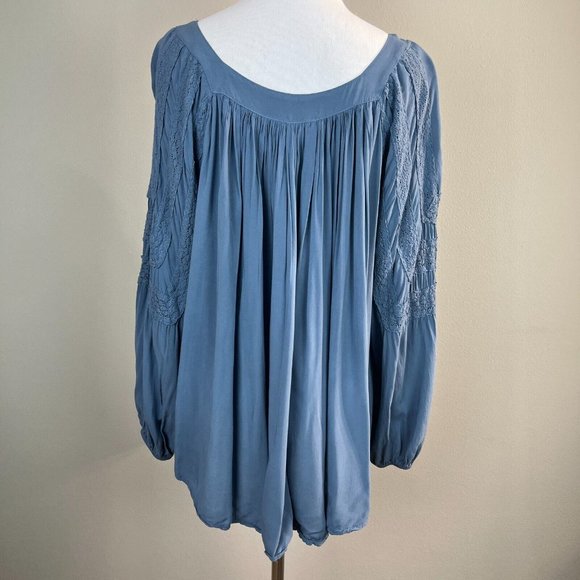 Tempo Paris Blouse Top M Blue Crochet Lace Pleat Boho Peasant Lightweight Womens - Picture 5 of 10